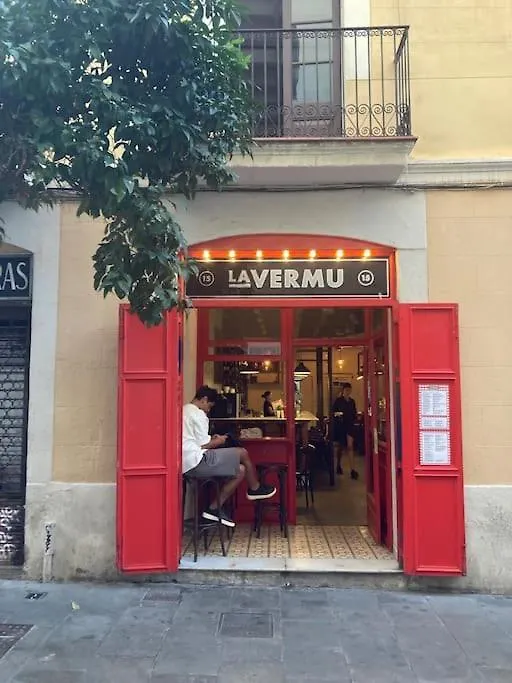 Stunning Designer 2 Bed Apt In Glorious Gracia Barcelona